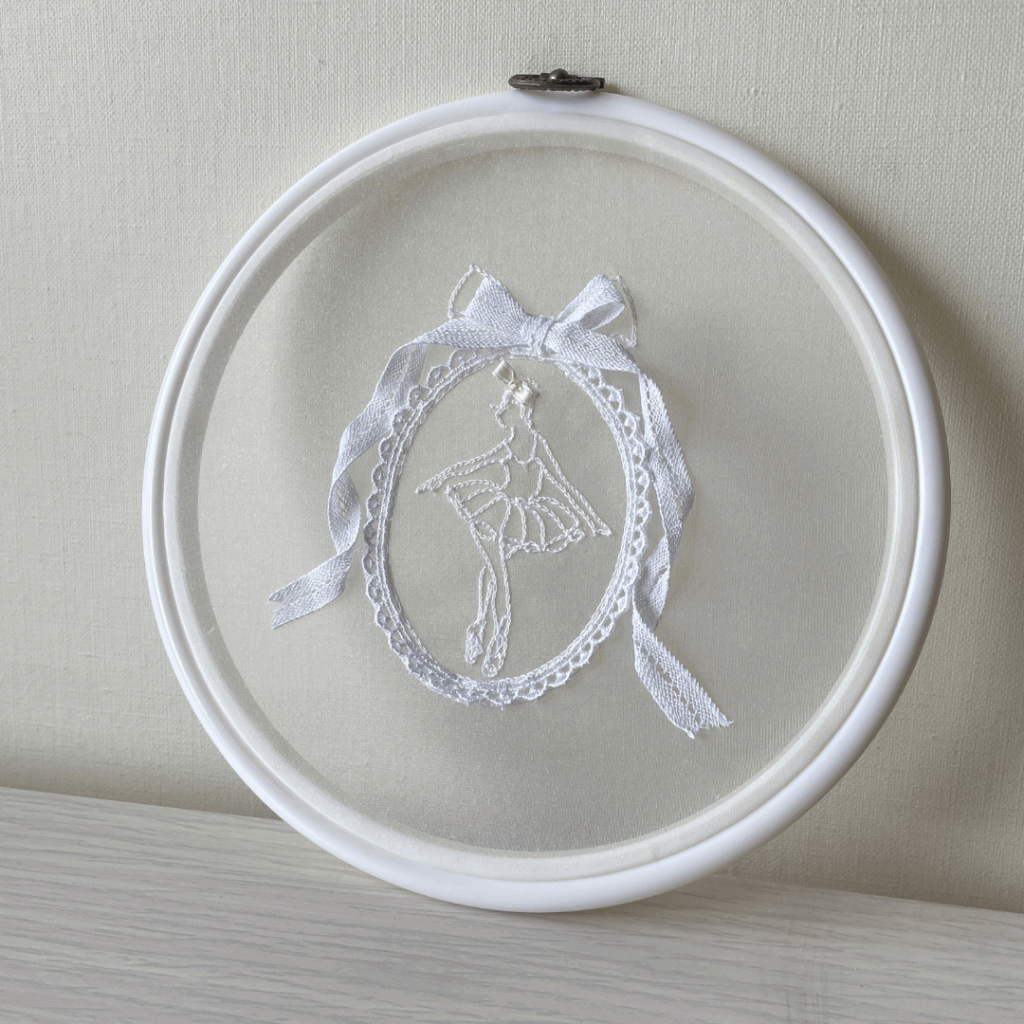 クチュール白刺繡 タンブ―ル・リュネビル刺繍 プリマの刺繍