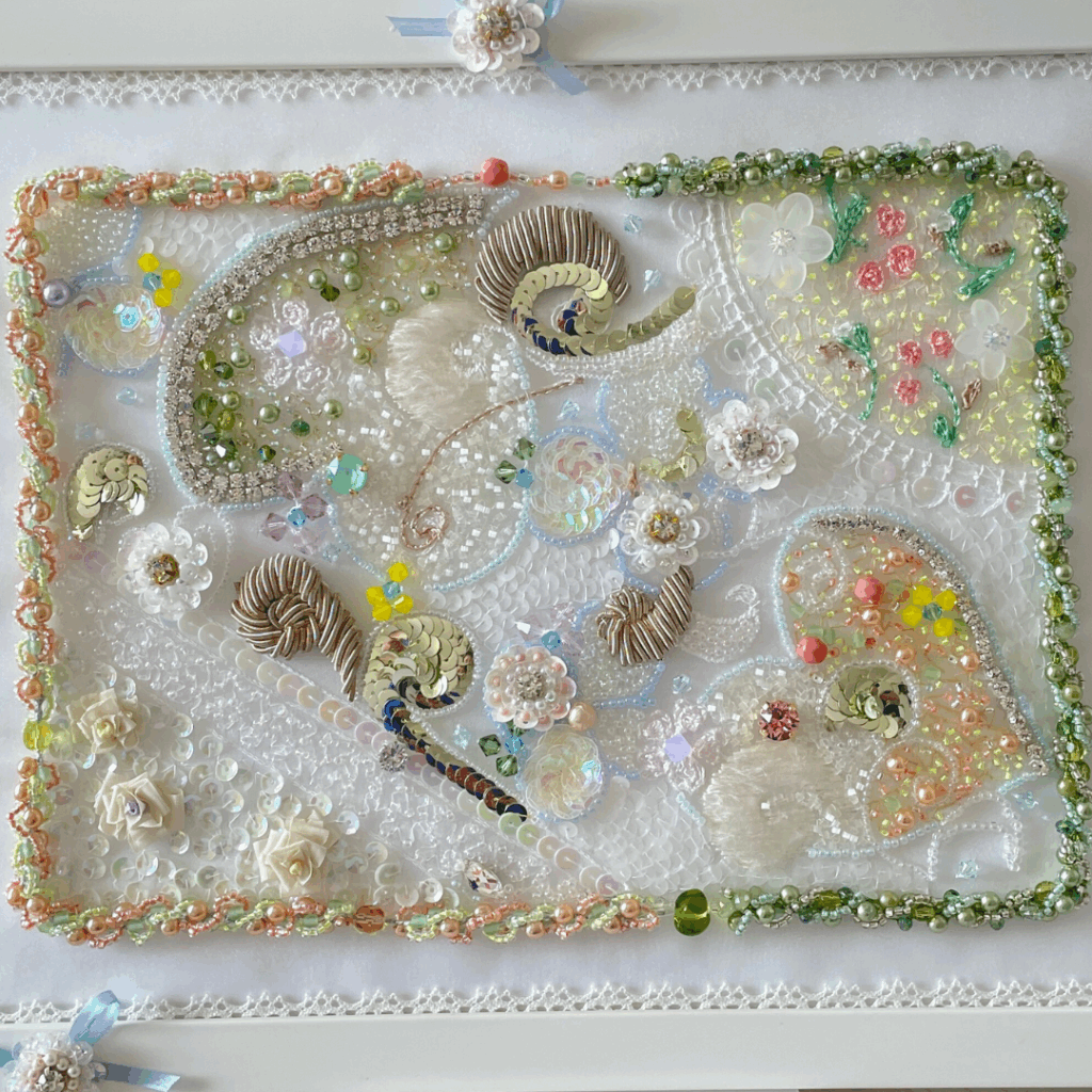 オートクチュール刺繡　額装　ハートモチーフ