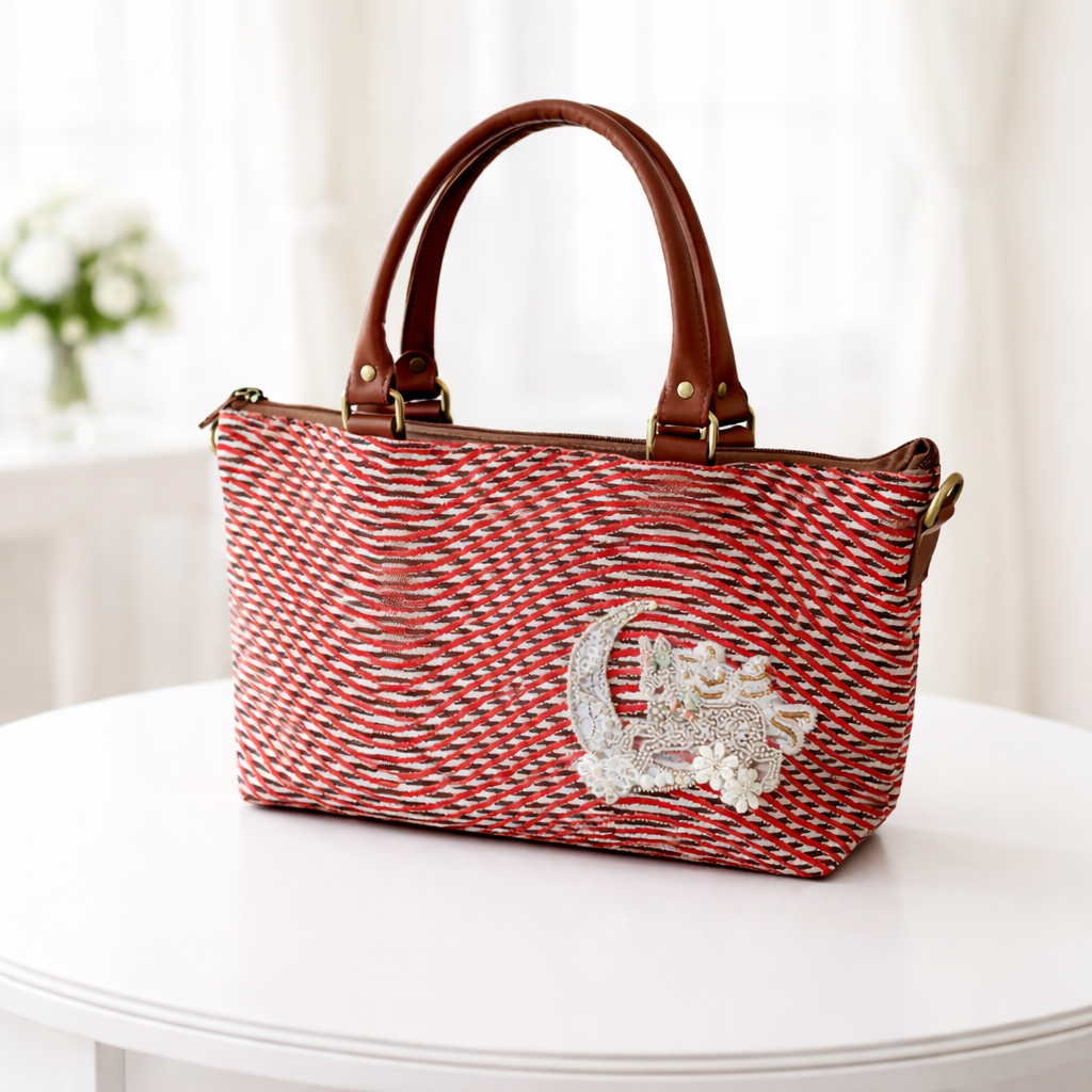 着物アップサイクルクチュール刺繍バッグ　月と白い馬